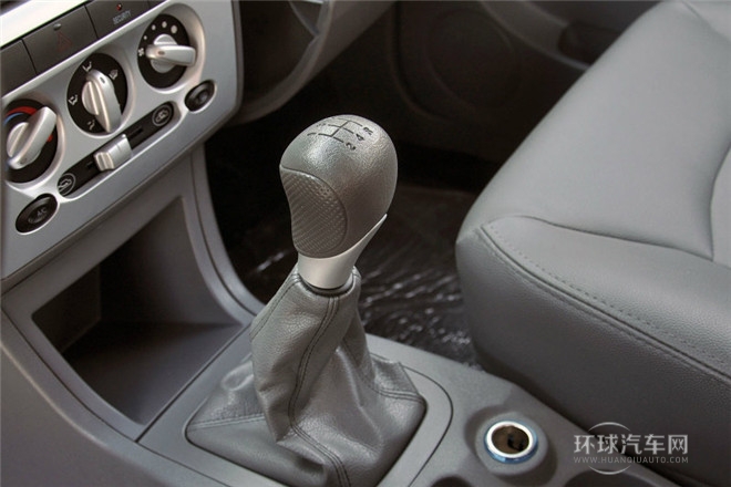 2012款 1.0L 手動數智導航版