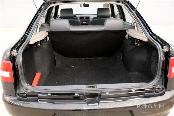 2012款 1.5L 手動豪華型