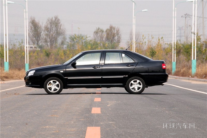 2012款 1.5L 手動豪華型