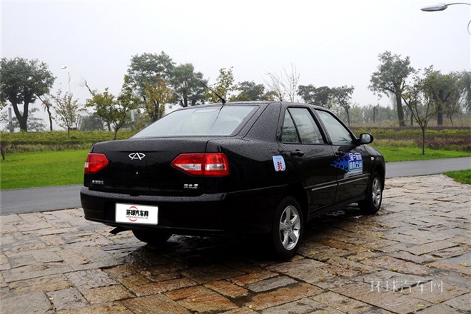 2012款 1.5L 手動(dòng)尊貴型