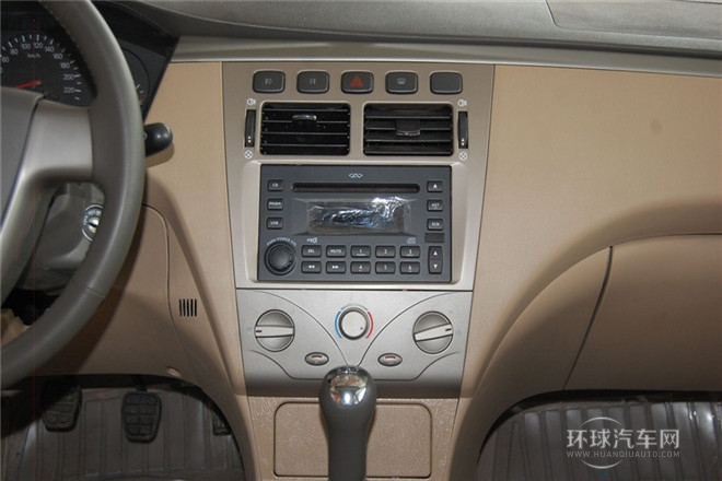 2010款 1.5L 手動華貴型