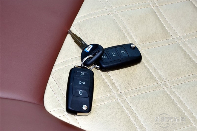 2014款 2.4L 四驅(qū)舒適型