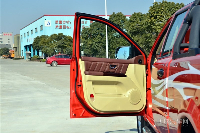 2014款 2.4L 四驅舒適型