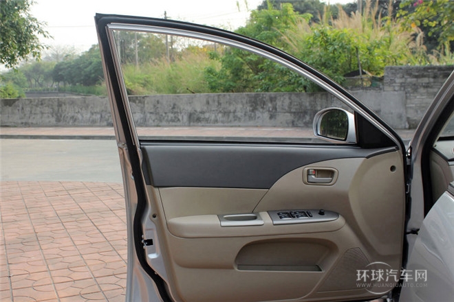 2010款 1.5L 手動舒適型