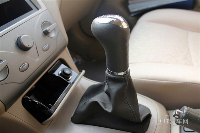 2010款 1.5L 手動舒適型