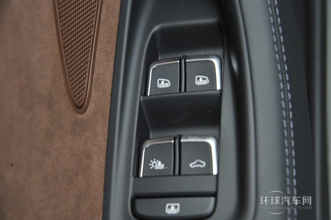 2014款 A8L 60 TFSI quattro豪華型
