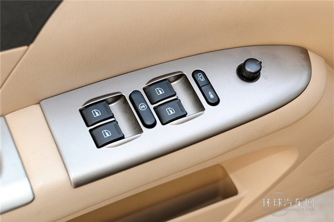 2010款 1.8L 手動精英型