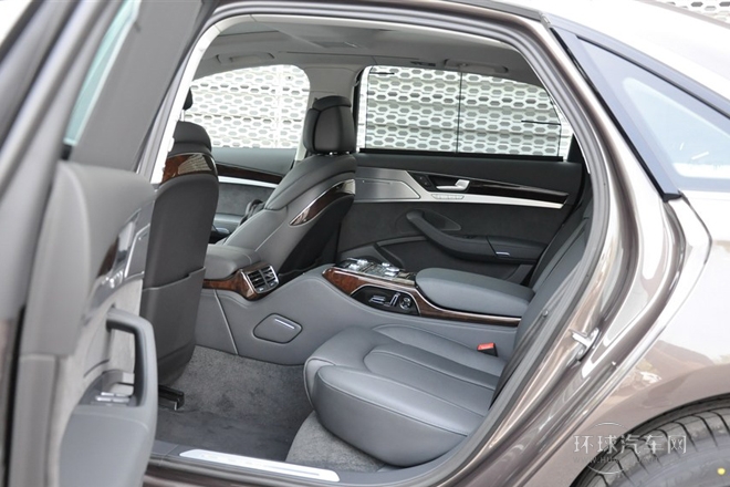 2014款 A8L 50 TFSI quattro尊貴型