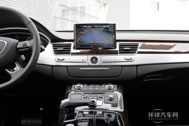 2014款 A8L 50 TFSI quattro豪華型