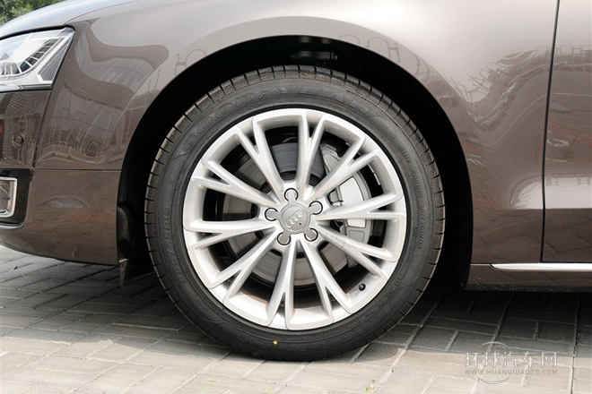 2014款 A8L 50 TFSI quattro豪華型