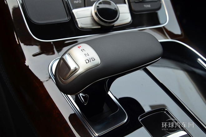 2014款 A8L 45 TFSI quattro專享型