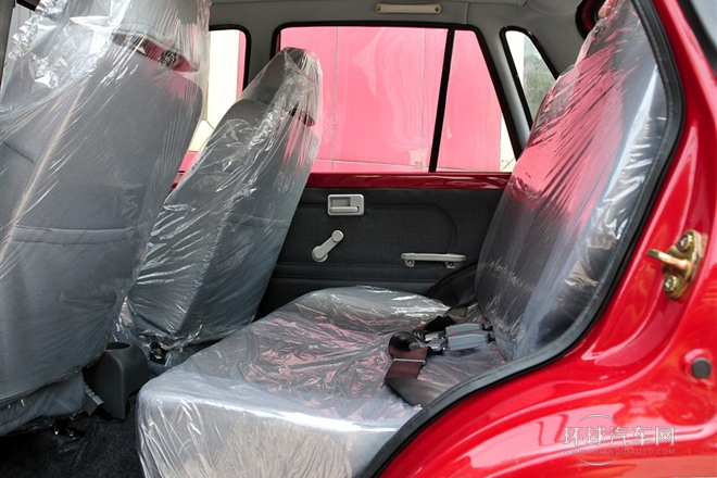 2010款 0.8L 尊貴型