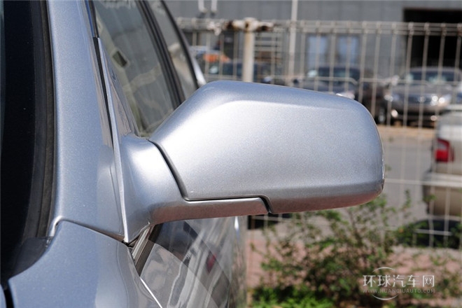 2012款 1.8L 手動舒適版