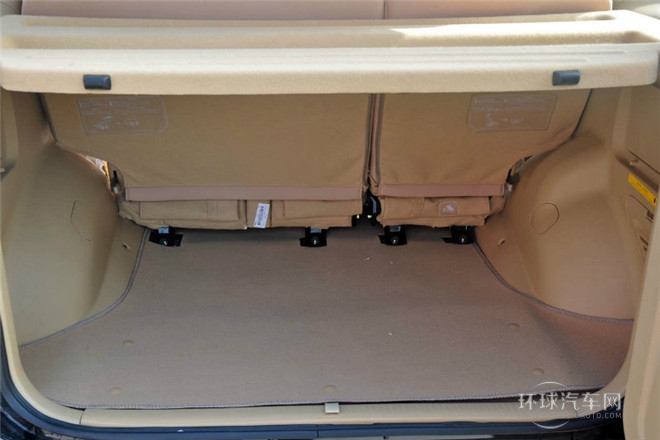 2013款 1.6L 手動賀歲版DVVT