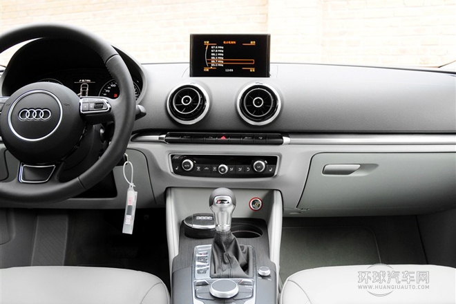 2014款 Limousine 35 TFSI 舒適型