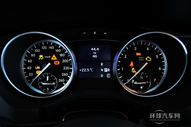 2011款R300L豪華版