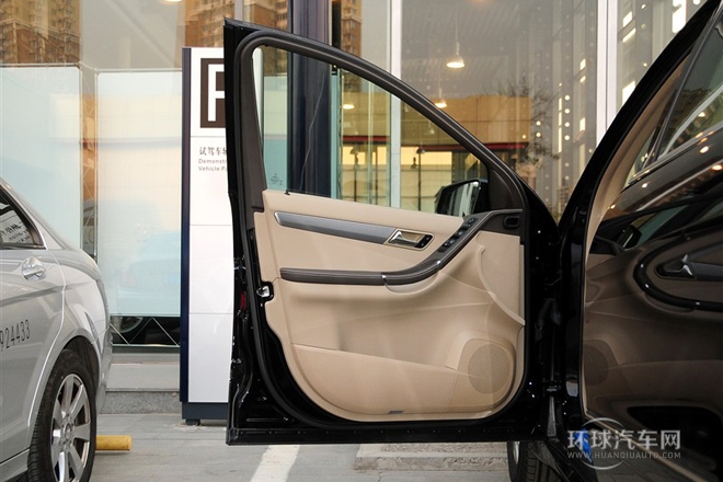 2011款R300L商務版