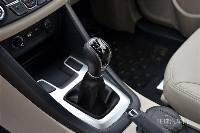 2014款 2.0L 手動家悅版