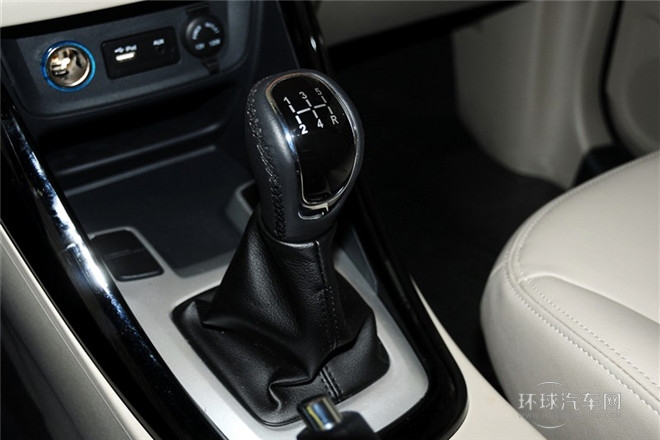 2014款 2.0L 手動家尊版