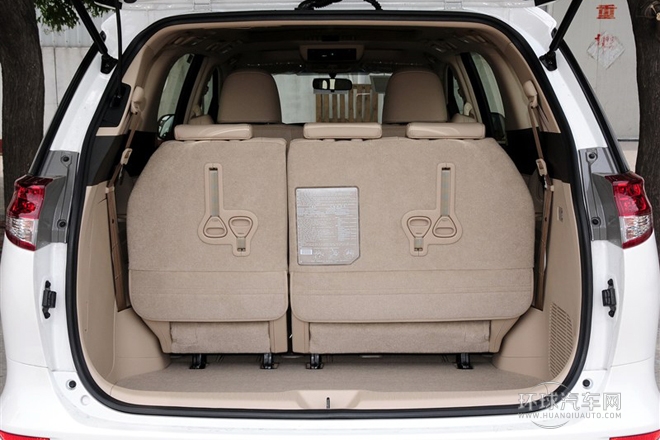 2012款 2.4 7人座標準版