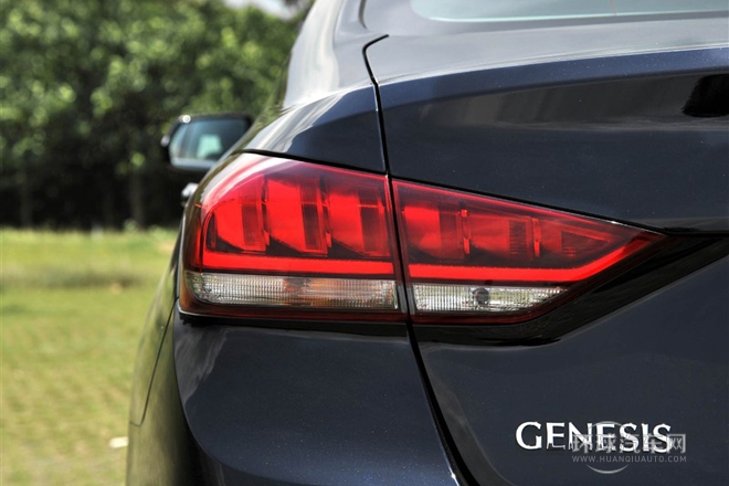 2015款 3.0 GDi 兩驅(qū)豪華版