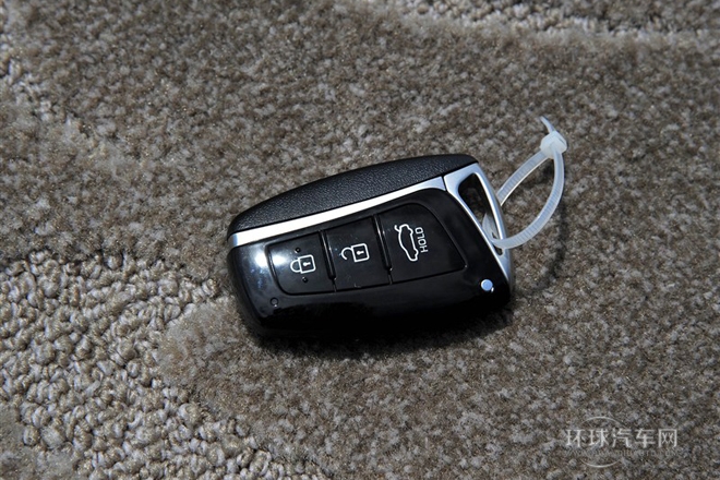 2015款 3.0 GDi 兩驅豪華版