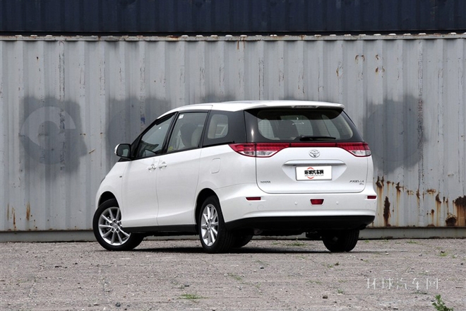 2012款 2.4 7人座標準版