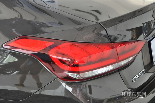 2015款 3.0 GDi 四驅旗艦版