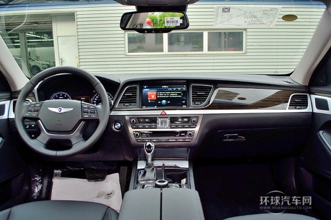 2015款 3.3 GDi 兩驅豪華版