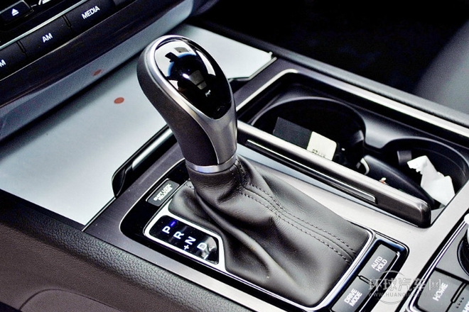 2015款 3.3 GDi 兩驅豪華版