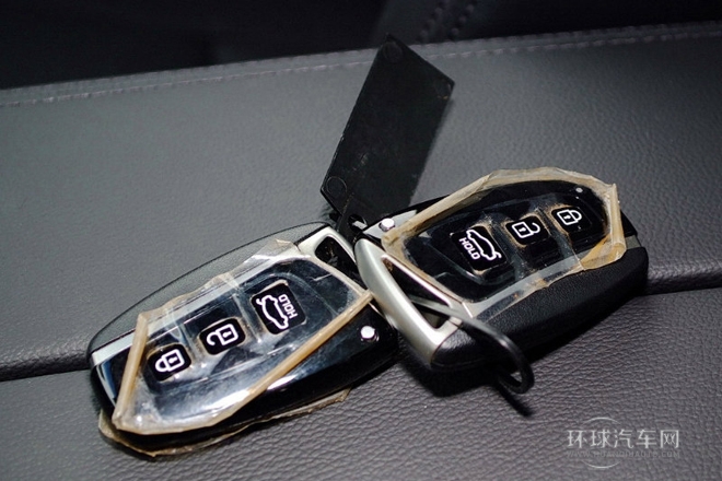 2015款 3.3 GDi 兩驅豪華版