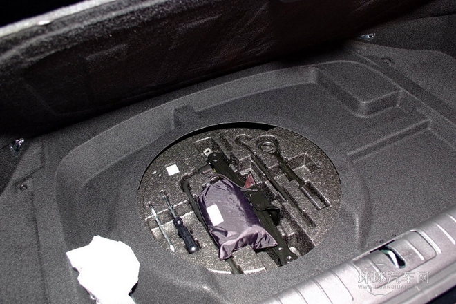 2015款 3.3 GDi 兩驅豪華版