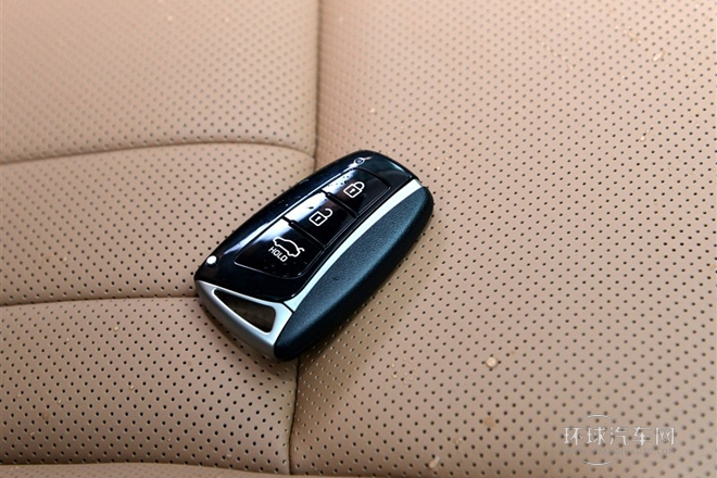 2015款 3.3 GDi 兩驅旗艦版