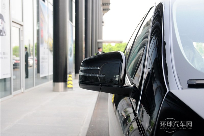 2014款320L商務(wù)版