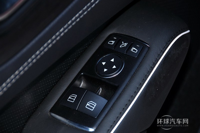 2013款350豪華運動版