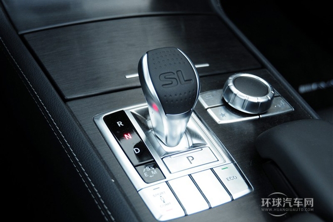 2013款350豪華運動版