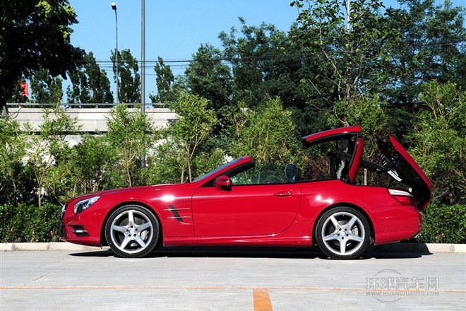 2013款350豪華運動版