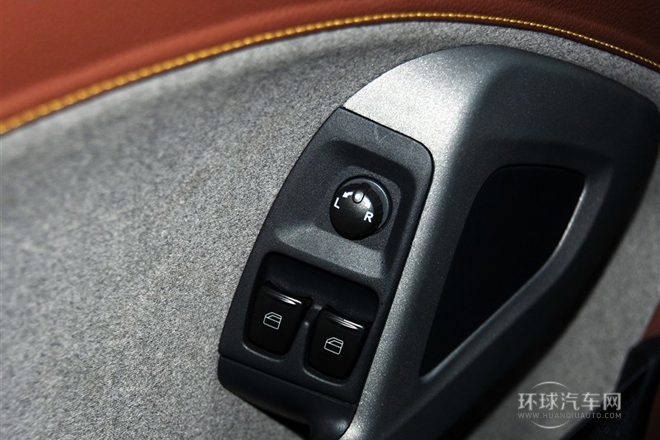 2014款 1.0 MHD 硬頂BoConcept特別版