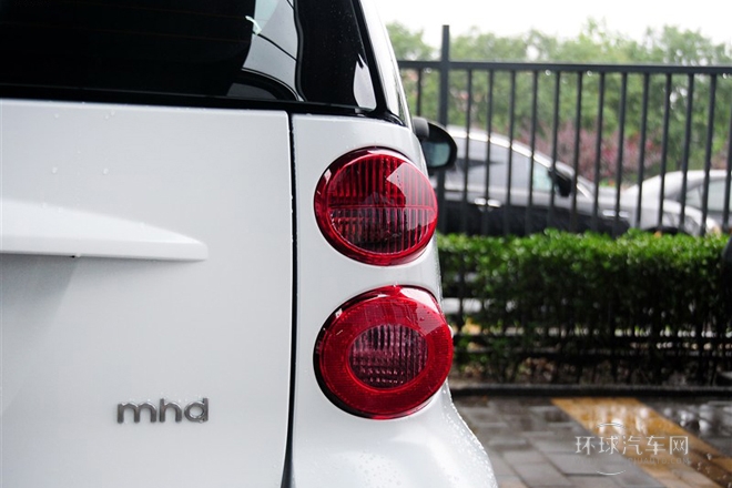 2014款 1.0 MHD 硬頂BoConcept特別版