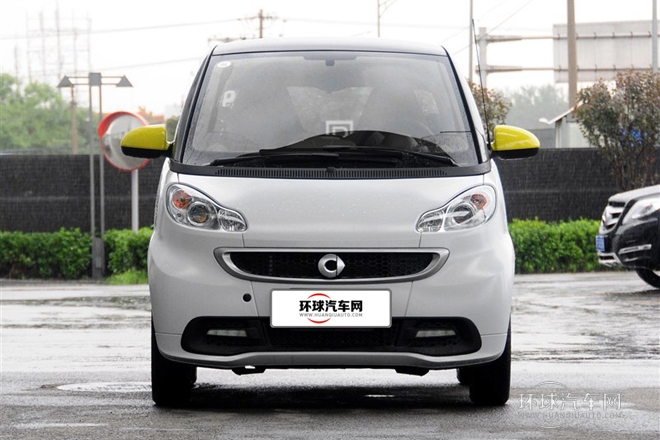 2014款 1.0 MHD 硬頂BoConcept特別版