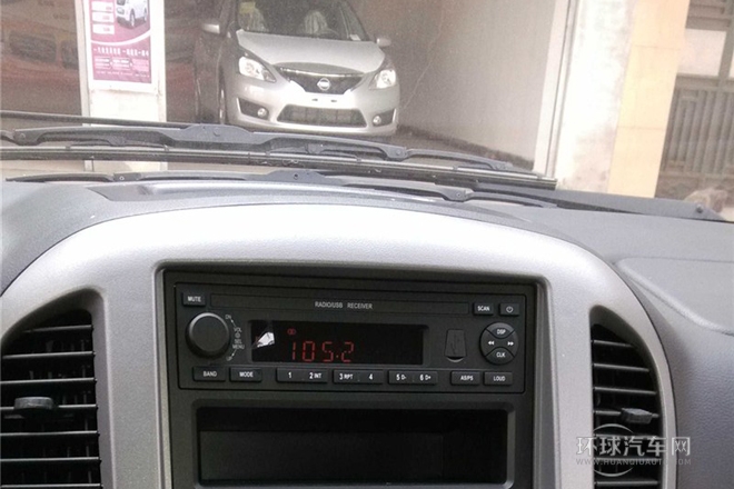 2014款 V3 1.5L 7座舒適型