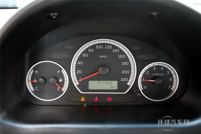 2012款 0.8L 手動(dòng)暑期限量版