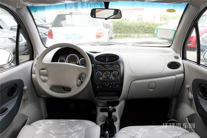 2012款 0.8L 手動暑期限量版