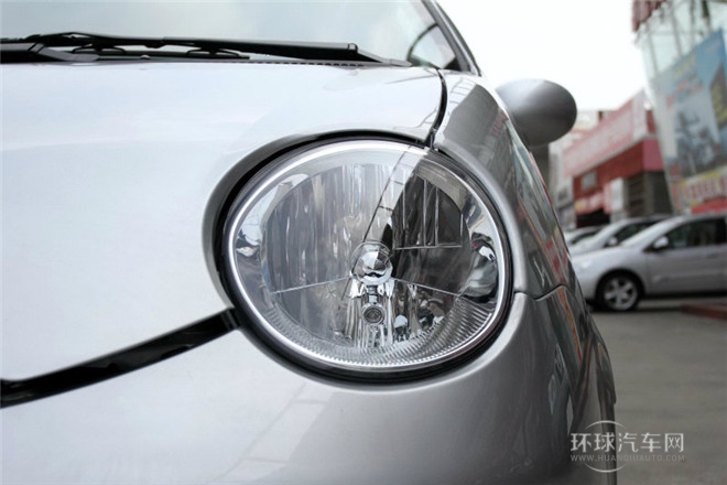 2012款 0.8L 手動(dòng)暑期限量版