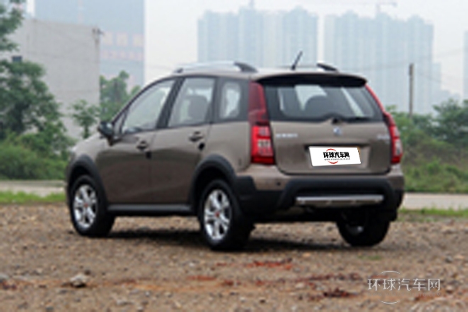 2014款 1.5L 手動(dòng)豪華型