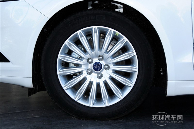 2013款 2.0L GTDi200時尚型