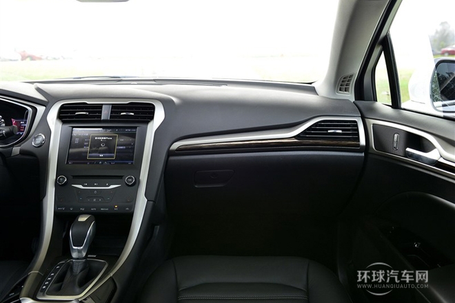 2013款 2.0L GTDi200豪華型