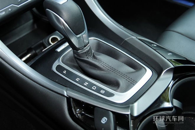 2013款 2.0L GTDi240豪華運動型