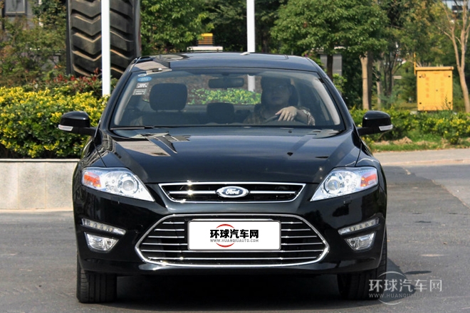 2013款 2.3L 豪華型