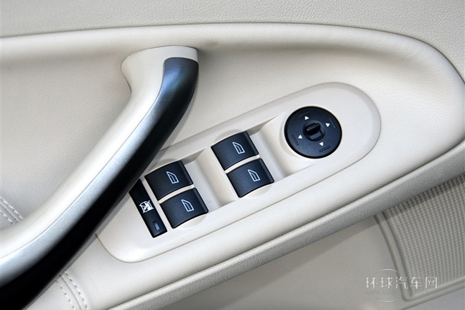 2013款 2.3L 時尚型